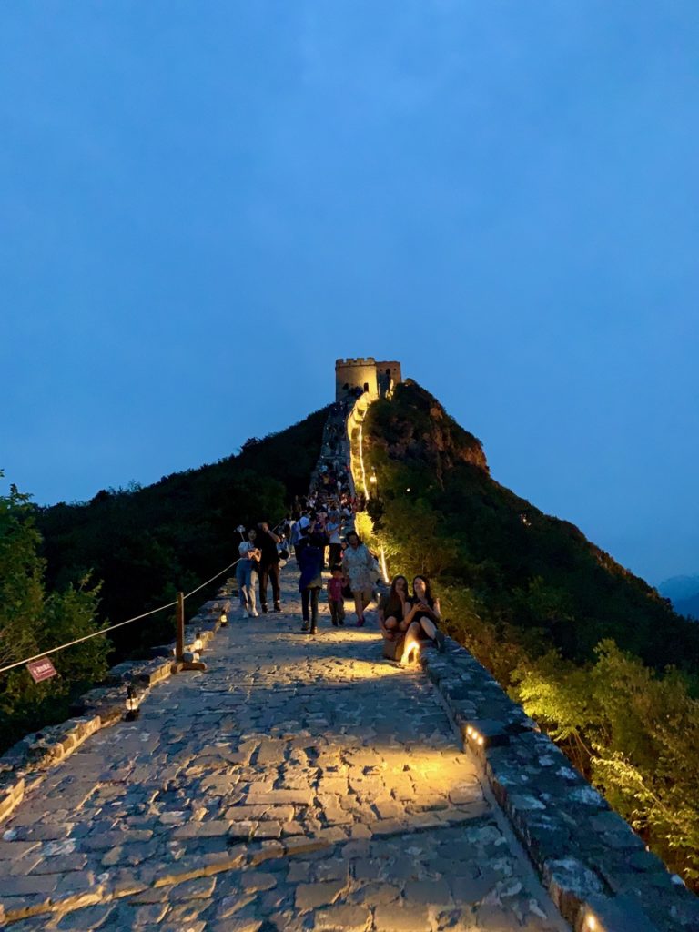 Chinesische Mauer bei Nacht